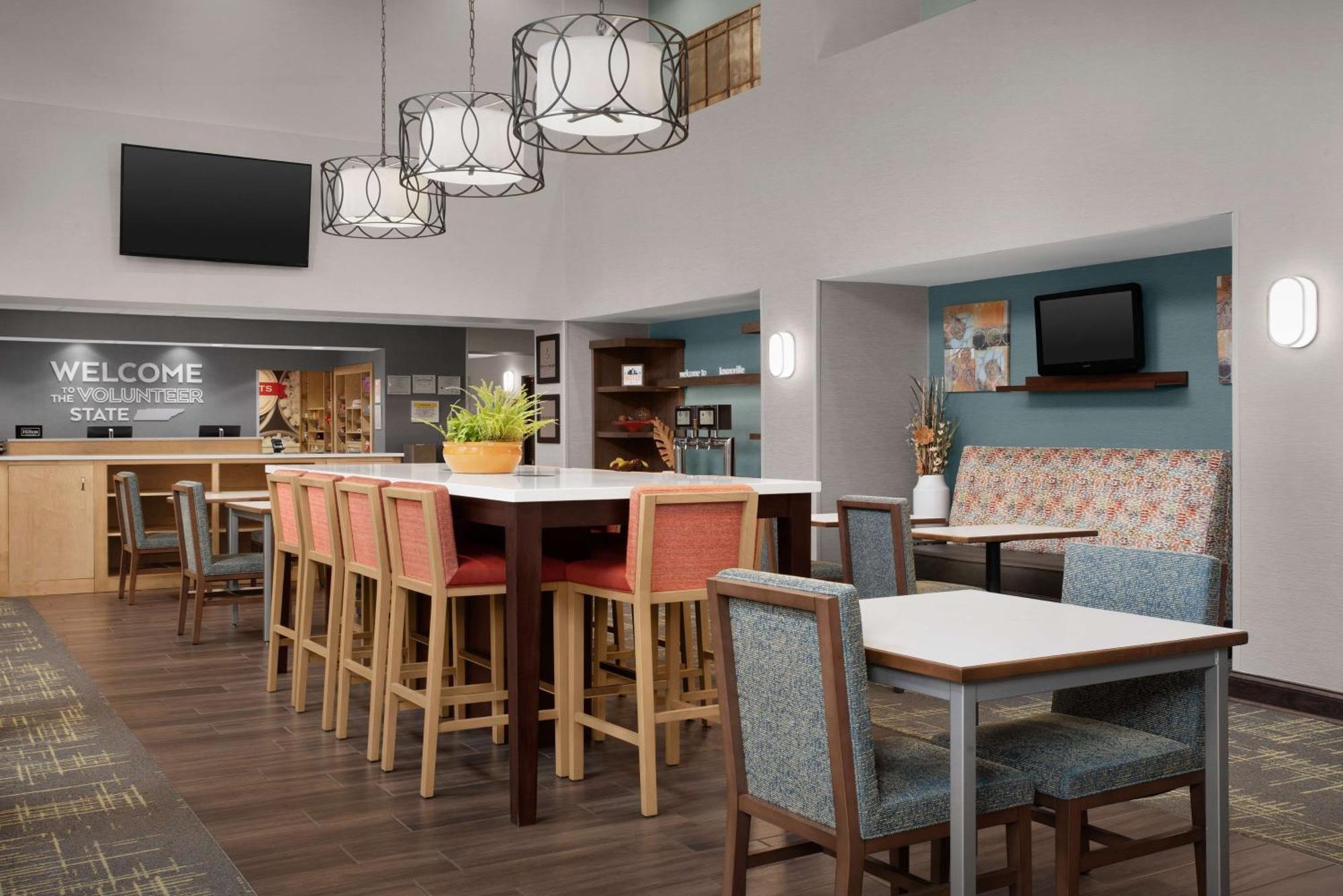 Hampton Inn & Suites-Knoxville/North I-75 Exteriör bild